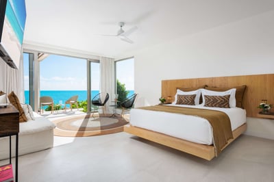 Luxury Villa Photo #22