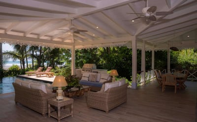 Luxury Villa Photo #9