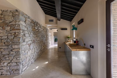 Luxury Villa Photo #23