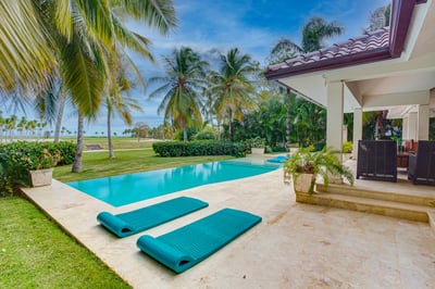 Luxury Villa Photo #12