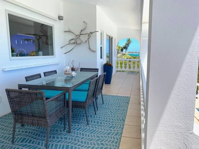 Luxury Villa Photo #10