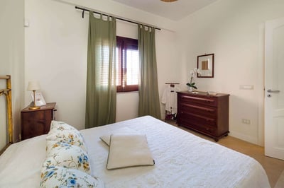 Luxury Villa Photo #41