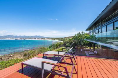 Luxury Villa Photo #4