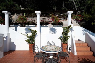 Luxury Villa Photo #7