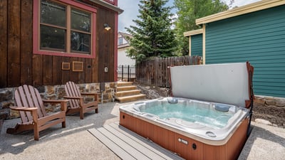 Hot tub
