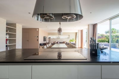 Luxury Villa Photo #13