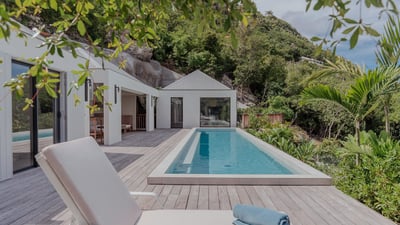 Luxury Villa Photo #4