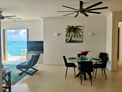 Luxury Villa Photo #8