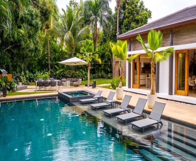 Luxury Villa Photo #2