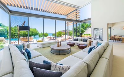 Luxury Villa Photo #17