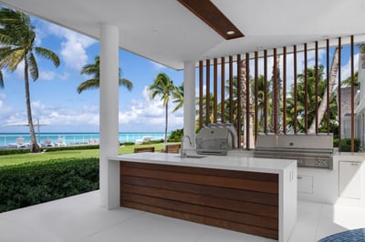 Luxury Villa Photo #26