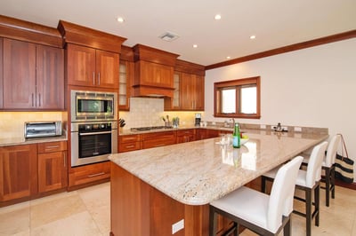 Luxury Villa Photo #4