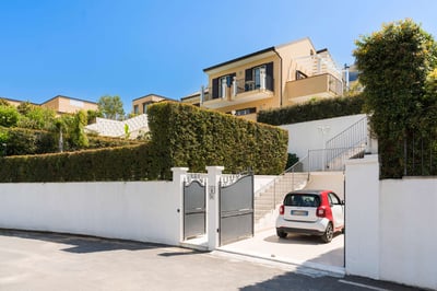 Luxury Villa Photo #56