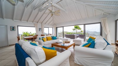 Luxury Villa Photo #13