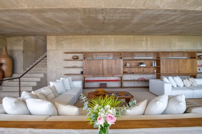 Luxury Villa Photo #39