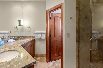 Luxury Villa Photo #19