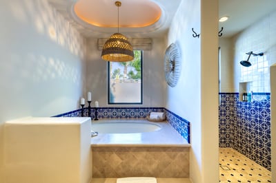 Luxury Villa Photo #38