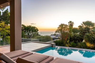 Luxury Villa Photo #12