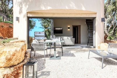 Luxury Villa Photo #6