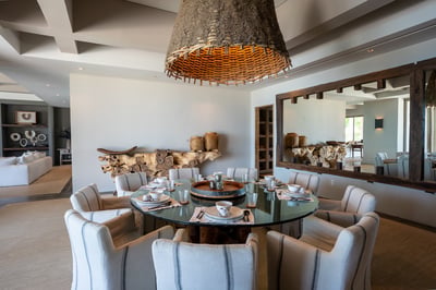 Luxury Villa Photo #39
