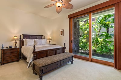 Luxury Villa Photo #27