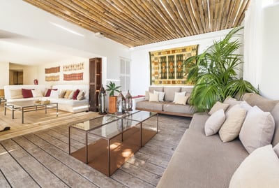 Luxury Villa Photo #13