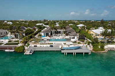 Luxury Villa Photo #46