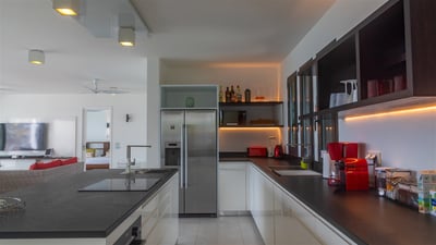 Luxury Villa Photo #19