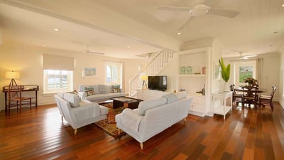 Luxury Villa Photo #7