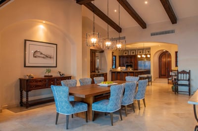 Luxury Villa Photo #21