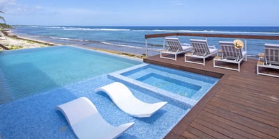 Luxury Villa Photo #3