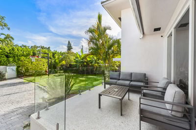Luxury Villa Photo #11