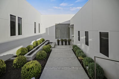 Luxury Villa Photo #13