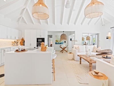 Luxury Villa Photo #8