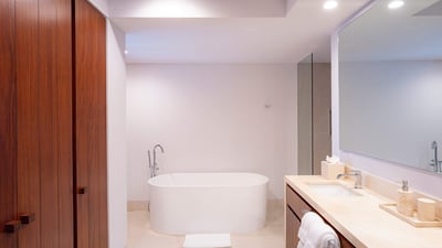 Luxury Villa Photo #17