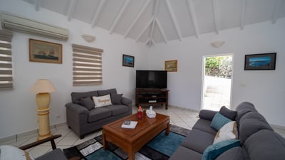 Luxury Villa Photo #13