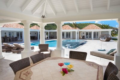 Luxury Villa Photo #16