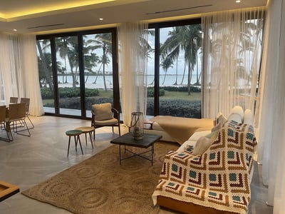 Luxury Villa Photo #29