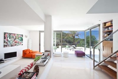 Luxury Villa Photo #12