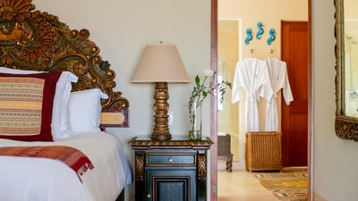 Luxury Villa Photo #19