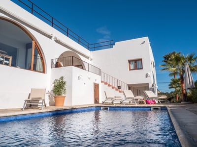 Luxury Villa Photo #23