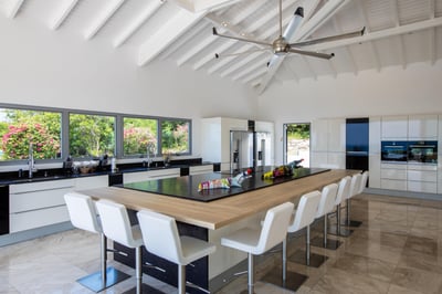 Luxury Villa Photo #15