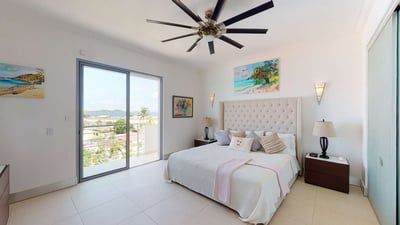 Luxury Villa Photo #23