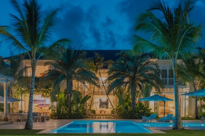Luxury Villa Photo #13
