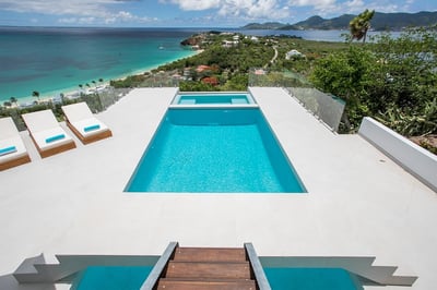 Luxury Villa Photo #6