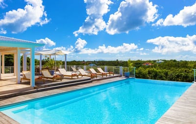 Luxury Villa Photo #3