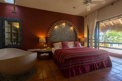 Luxury Villa Photo #21