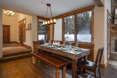 Dining area seats 8