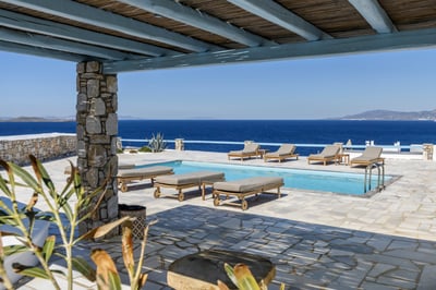 Luxury Villa Photo #8