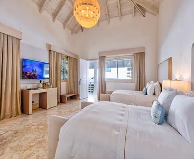 Luxury Villa Photo #49